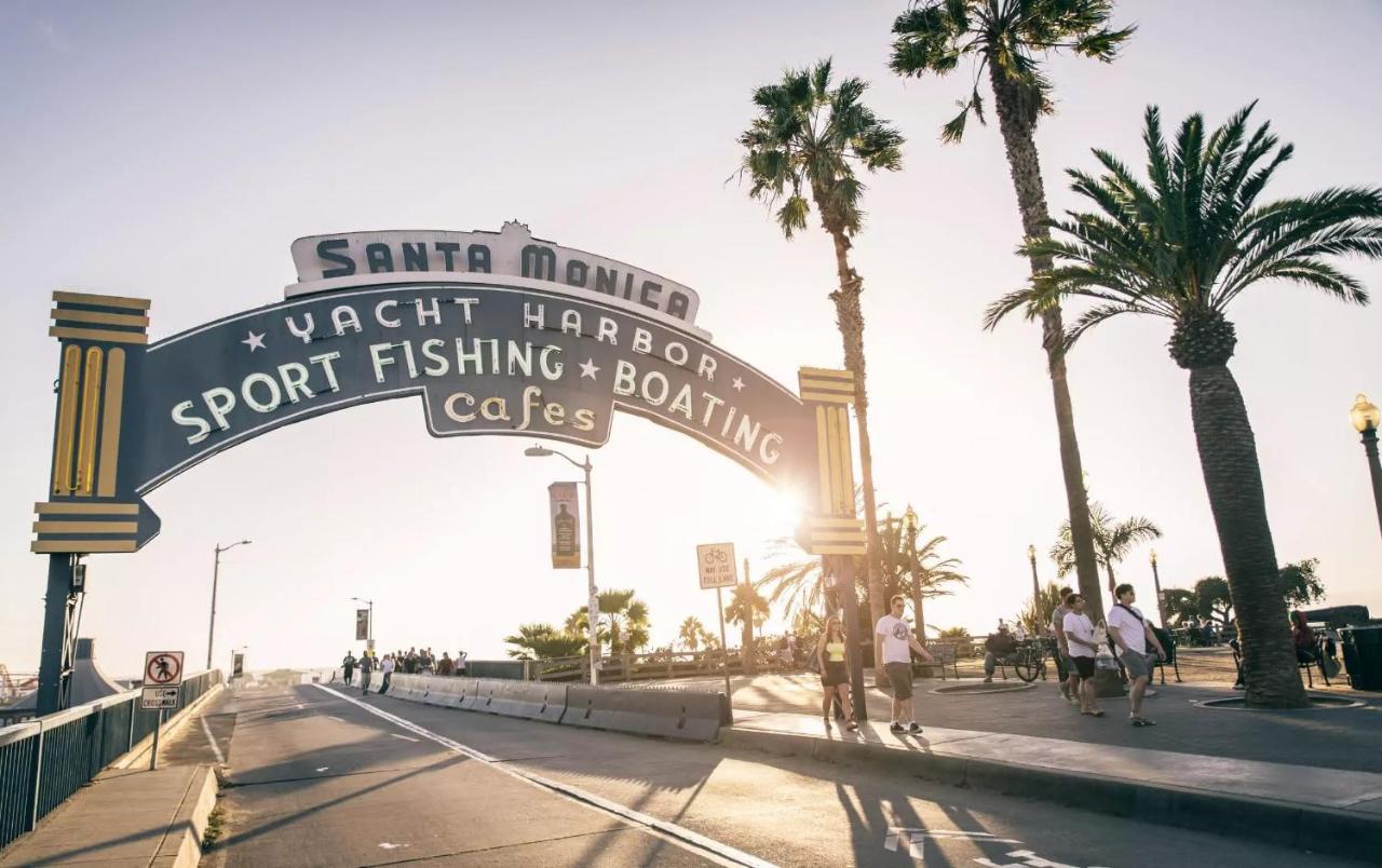 Pineapple Hostel Los Angeles Exterior photo